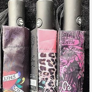 NWT ED HARDY COMPACT UMBRELLAS - Pink or Black Handle - Only 2 Left